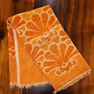 Mcm Fieldcrest Orange Floral Hand Towel